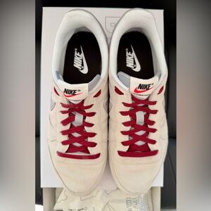 The Nike Internationalist Low By You in size 8.5 ~ NIB